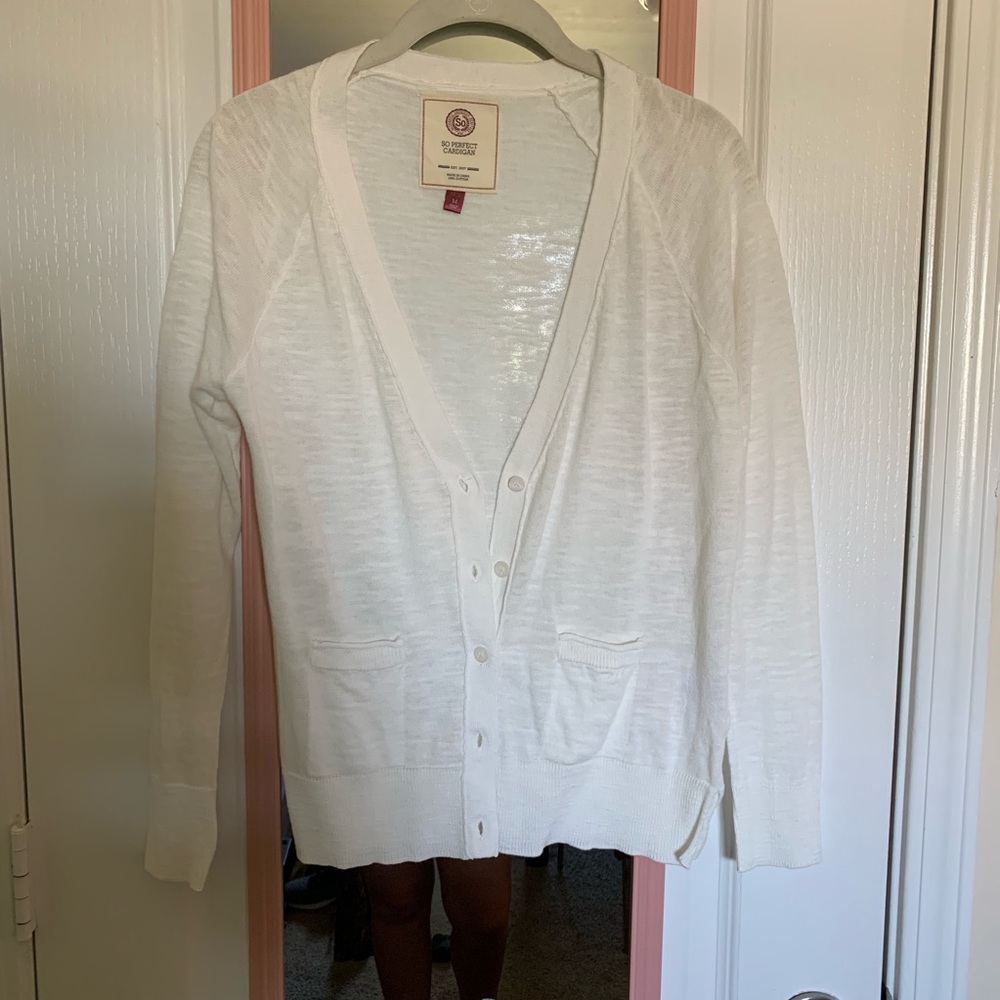 Light weight cardigan